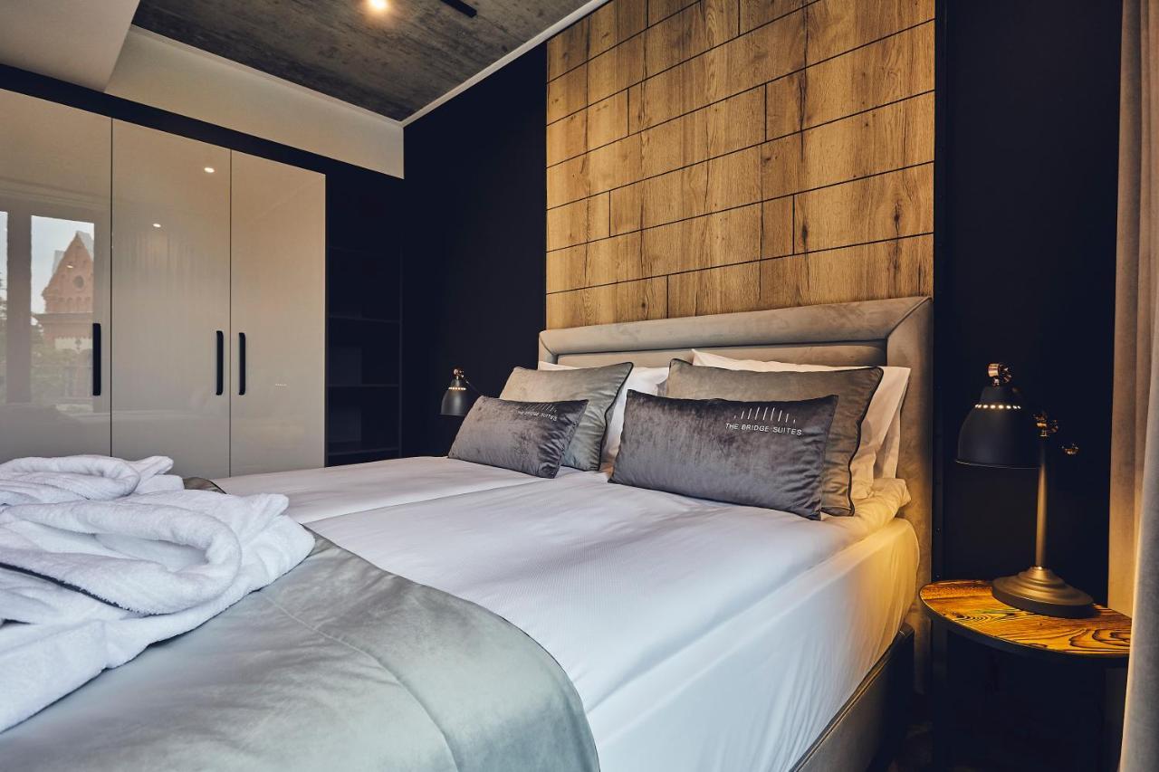 The Bridge Suites Hotel คราคูฟ ภายนอก รูปภาพ