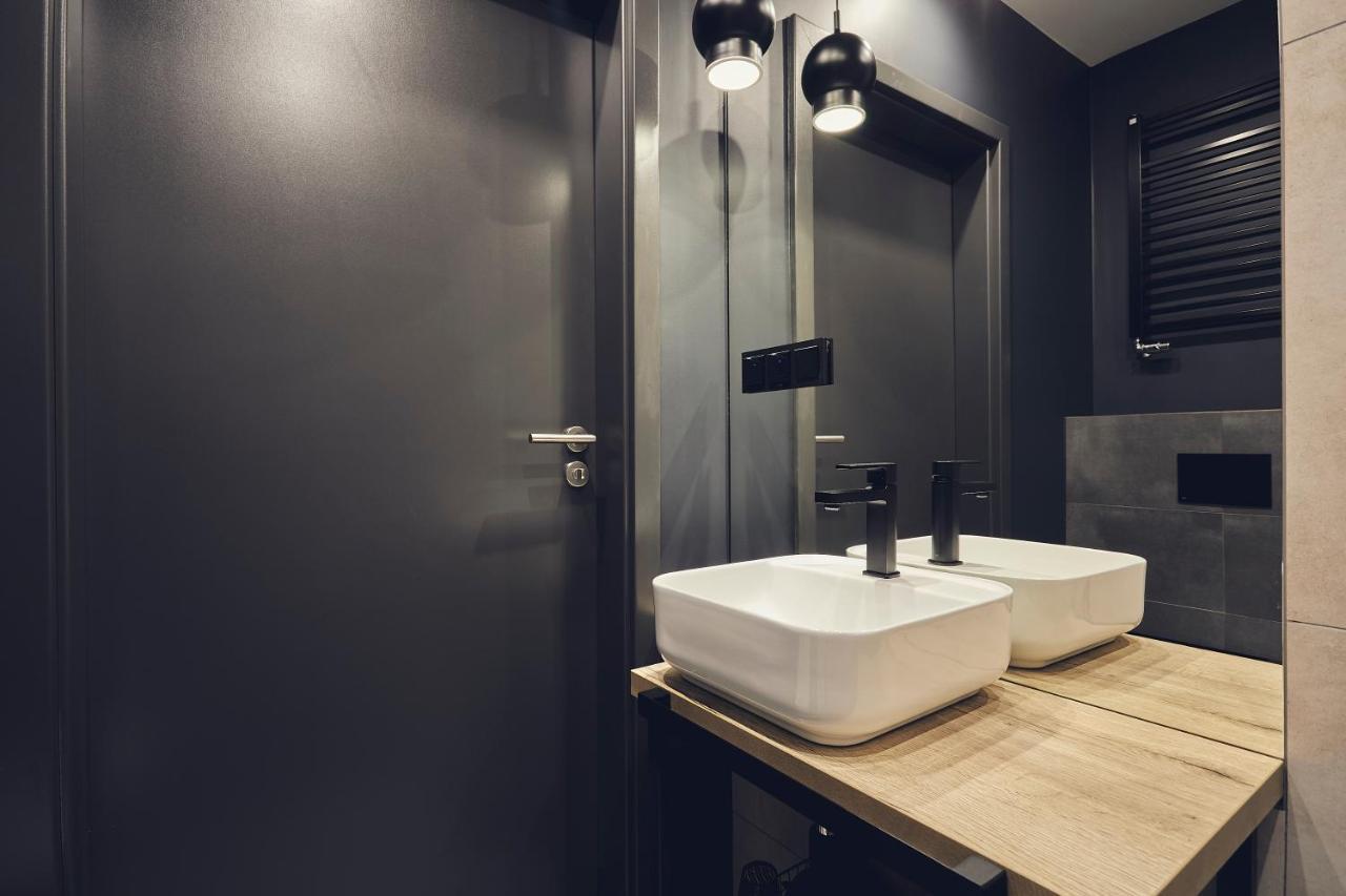 The Bridge Suites Hotel คราคูฟ ภายนอก รูปภาพ